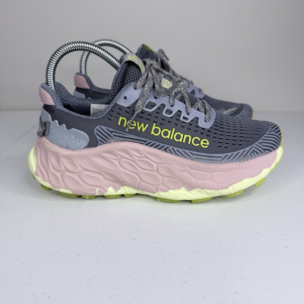 New Balance Fresh Foam X More Trail V3 Sneaker WTMORCC3 Gray Pink Womens 7